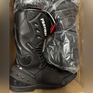 PROFIRST Motorcycle Boots Men& Women Comfortable Fit Riding Armored Boots Zipper